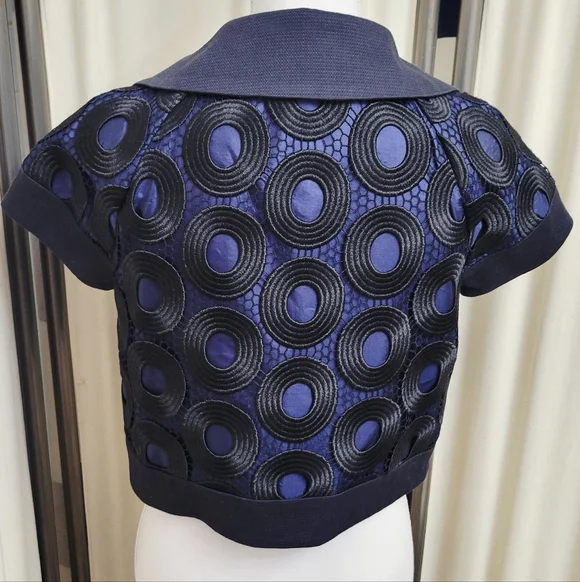 Cynthia Steffe Blue & Black Textured Cropped Jacket | Size 6 - Picture 2 of 5